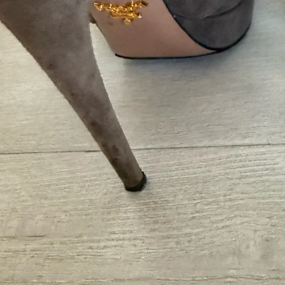 Prada suede sandals - Picture 11 of 11